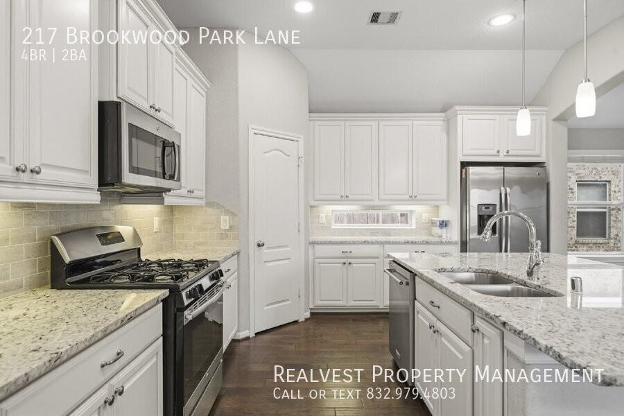 217 Brookwood Park Ln - Photo 5 of 14