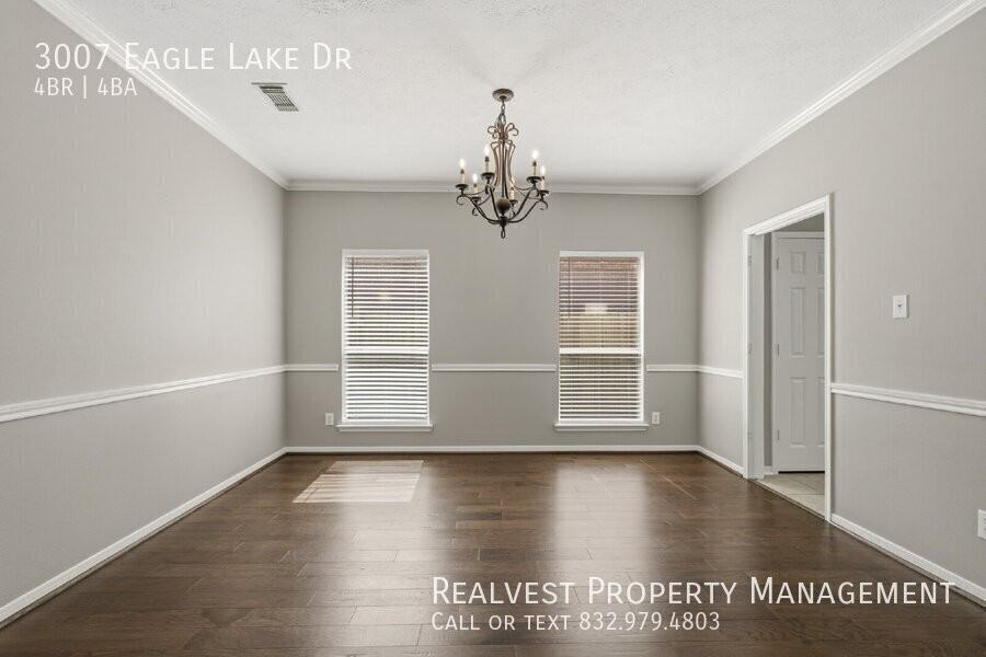 3007 Eagle Lake Dr - Photo 5 of 25