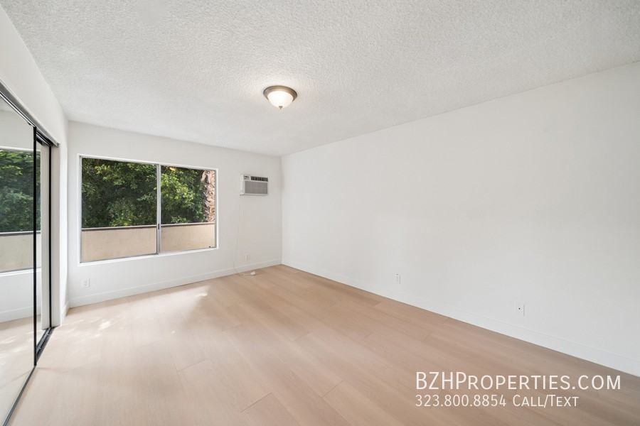 10980 Ohio Ave #201 - Photo 7 of 16