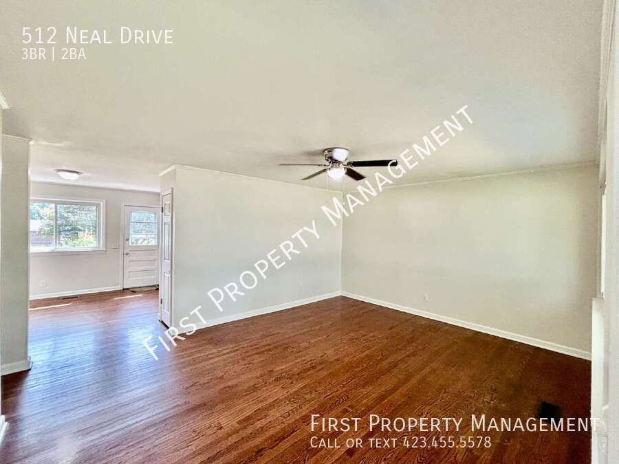 512 Neal Dr - Photo 2 of 23
