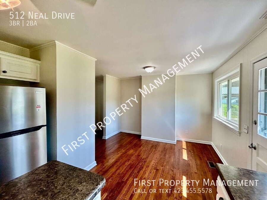 512 Neal Dr - Photo 6 of 23