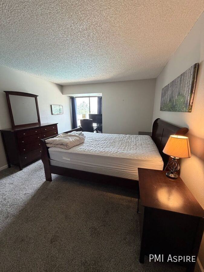 445 Wright St #213 - Photo 2 of 6