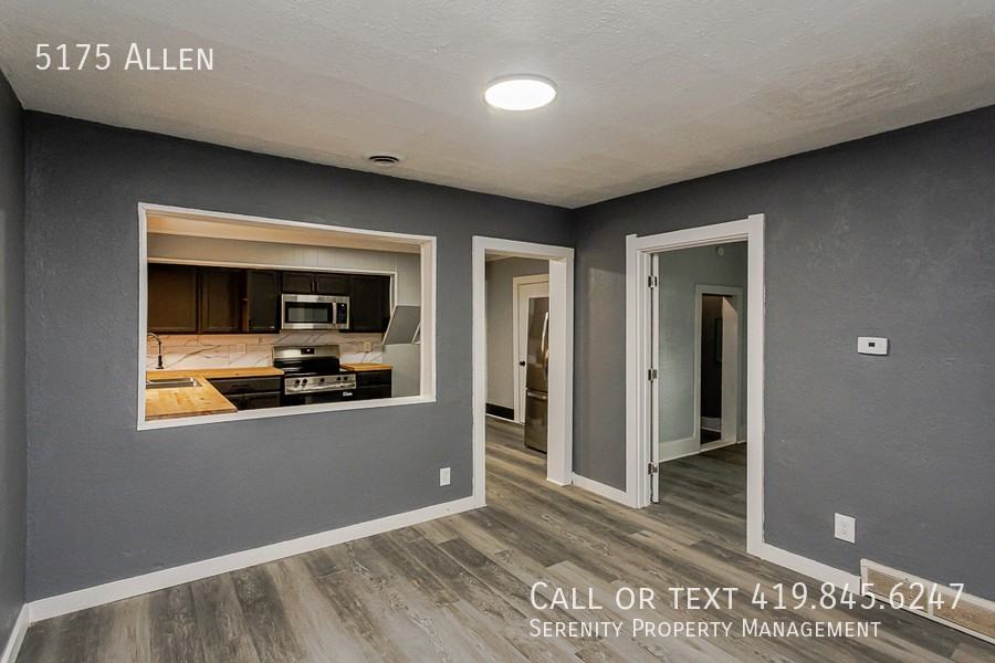 5175 Allen St - Photo 5 of 18