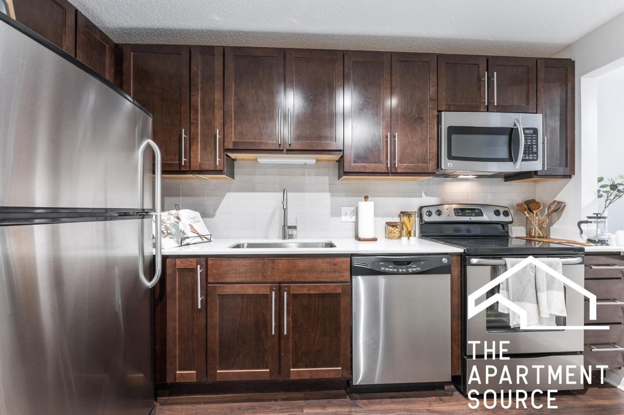 175 N Harbor Dr #2514 - Photo 4 of 42