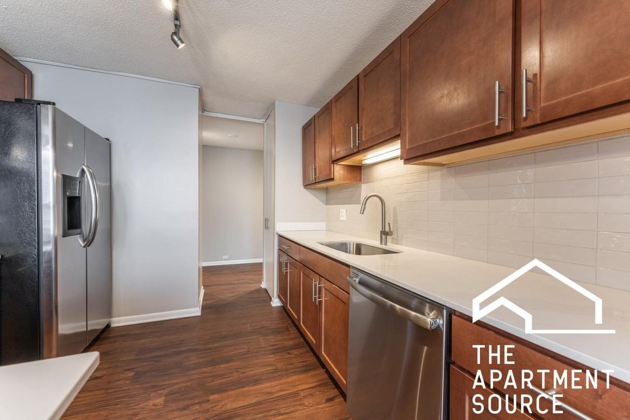 175 N Harbor Dr #3507 - Photo 6 of 50