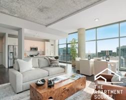 featured image of 717 S Clark St