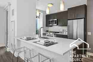 545 N Mcclurg Ct #PH - Photo 1 of 1
