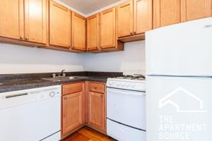 featured image of 739 W Belmont Ave #515