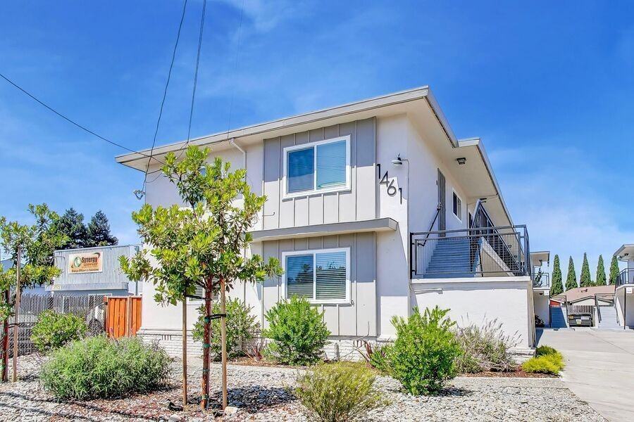 1461 150th Ave #E - Photo 2 of 17