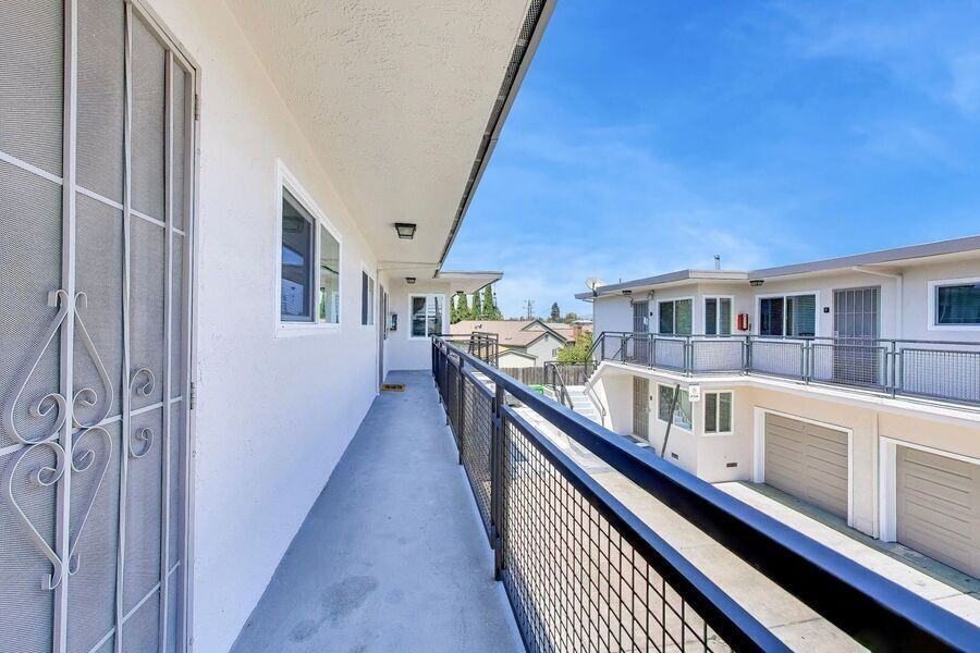 1461 150th Ave #E - Photo 4 of 17