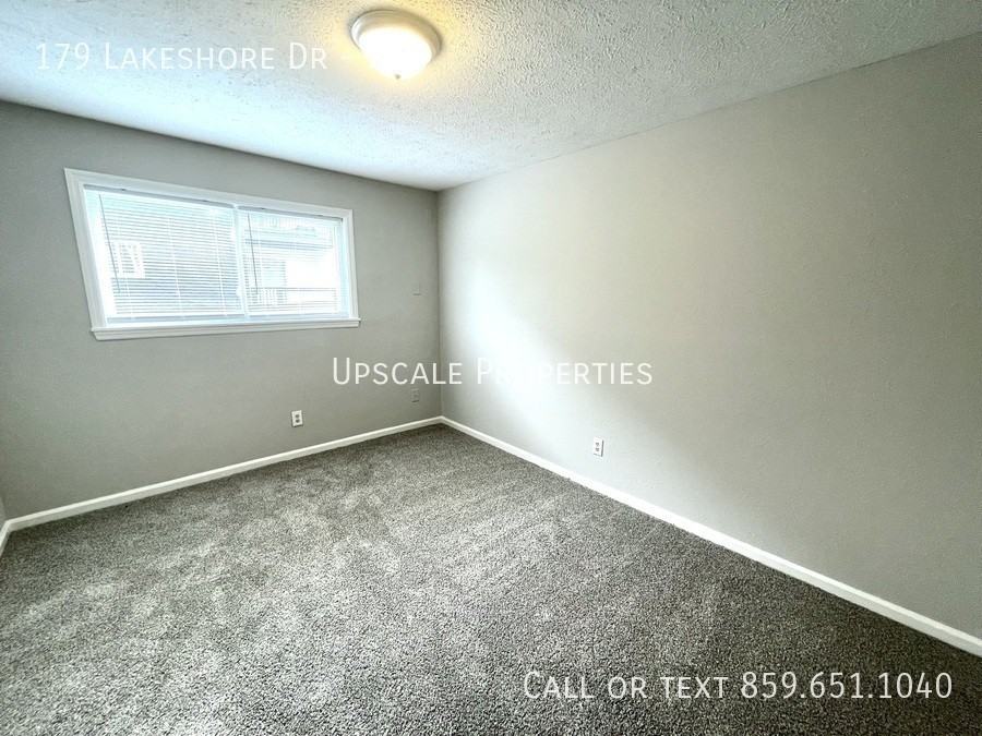 179 Lakeshore Dr #2 - Photo 7 of 7