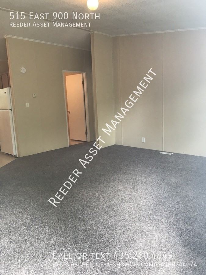 515 E 900 N - Photo 2 of 9