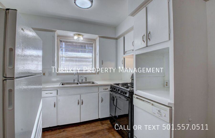 5604 B St - Photo 2 of 13