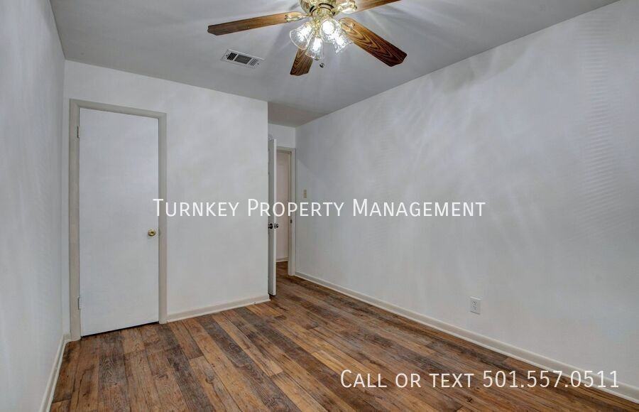 5604 B St - Photo 5 of 13
