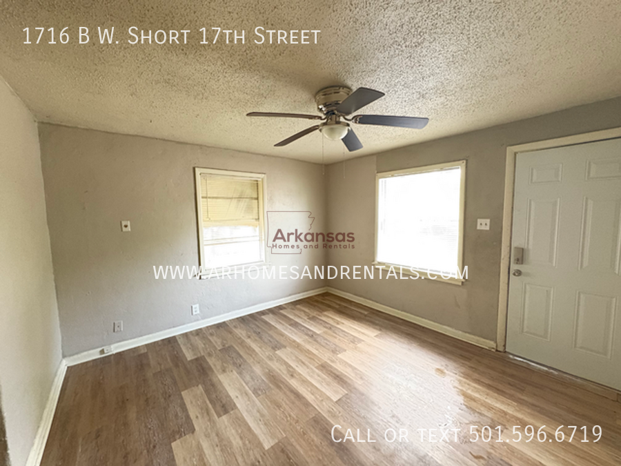 1716 W Short 17th St - Photo 2 of 11