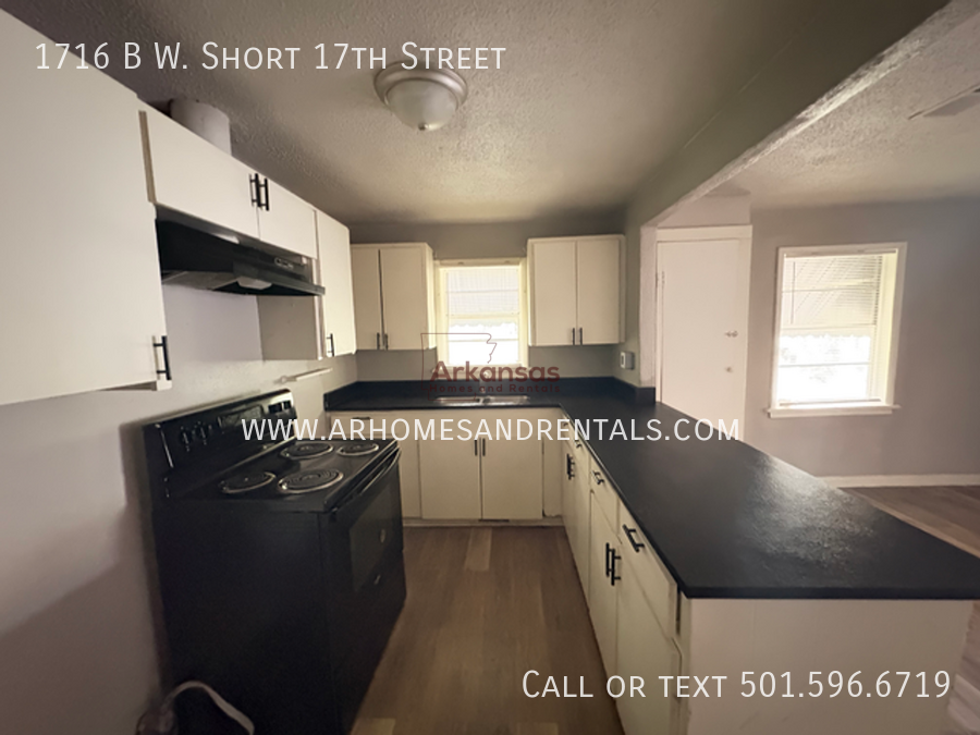 1716 W Short 17th St - Photo 6 of 11