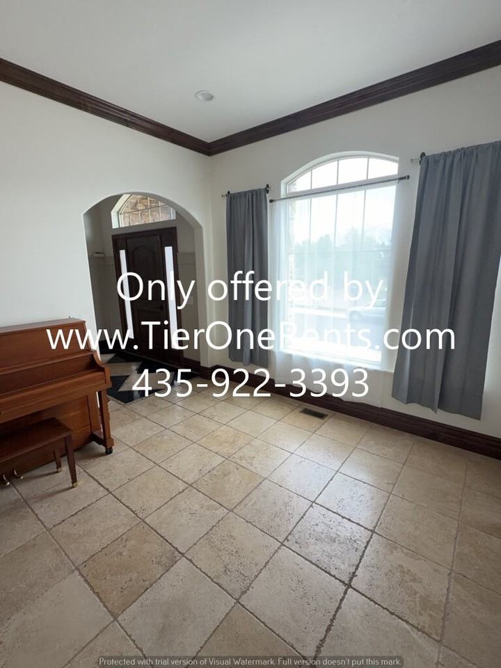 11676 S Groves Meadow Cir - Photo 3 of 44