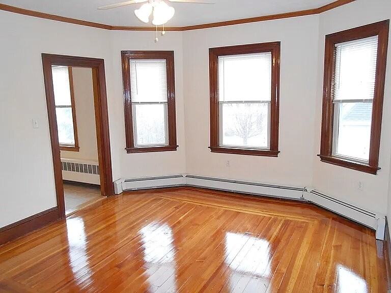 42 Bradford St ## 3 - Photo 5 of 11