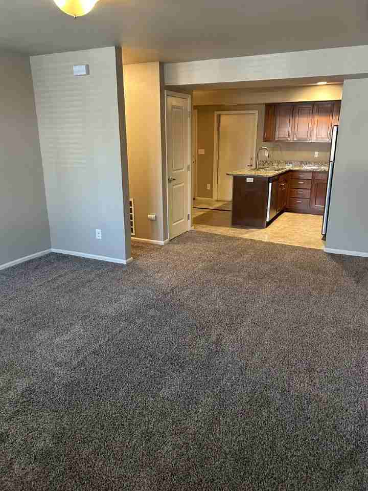 70 W Layton Ave Apt B - Photo 4 of 21