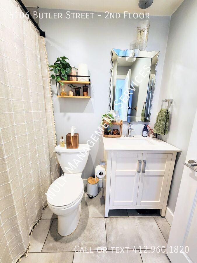 5106 Butler St #2ndFL - Photo 3 of 8
