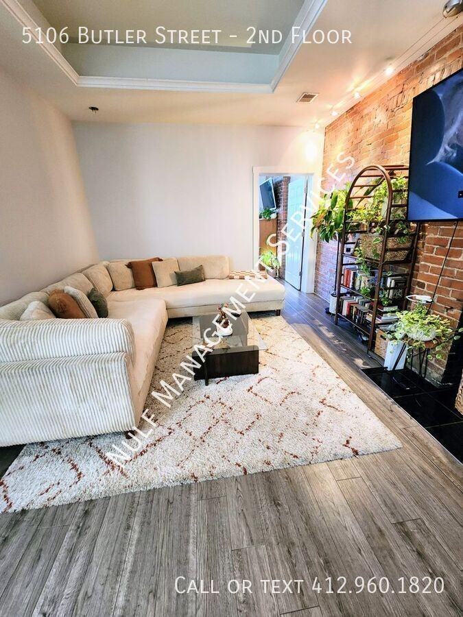 5106 Butler St #2ndFL - Photo 5 of 8