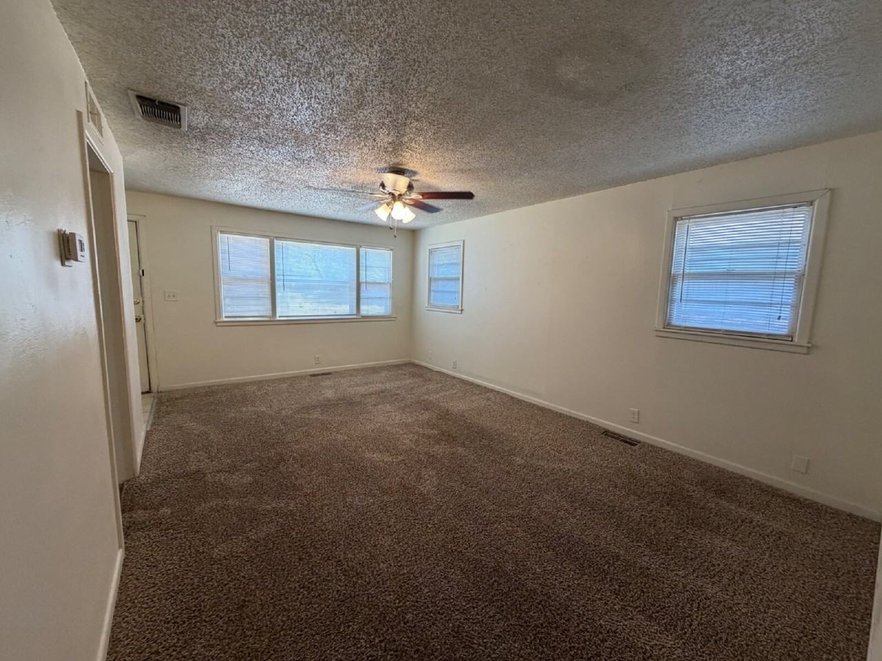 2702 22nd St - Photo 2 of 12