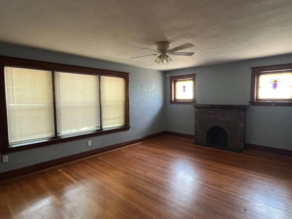 7829 Pennsylvania Ave - Photo 5 of 16