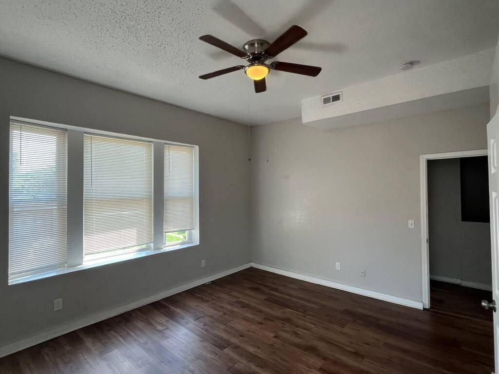 6701 Michigan Ave - Photo 6 of 27