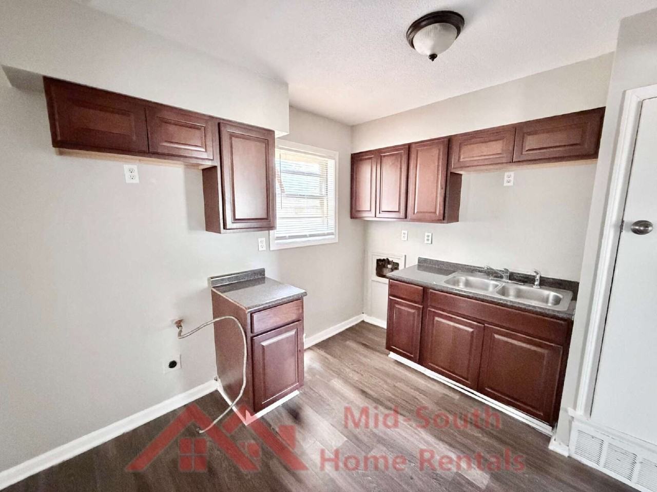 815 Carol Ann Cv - Photo 6 of 17