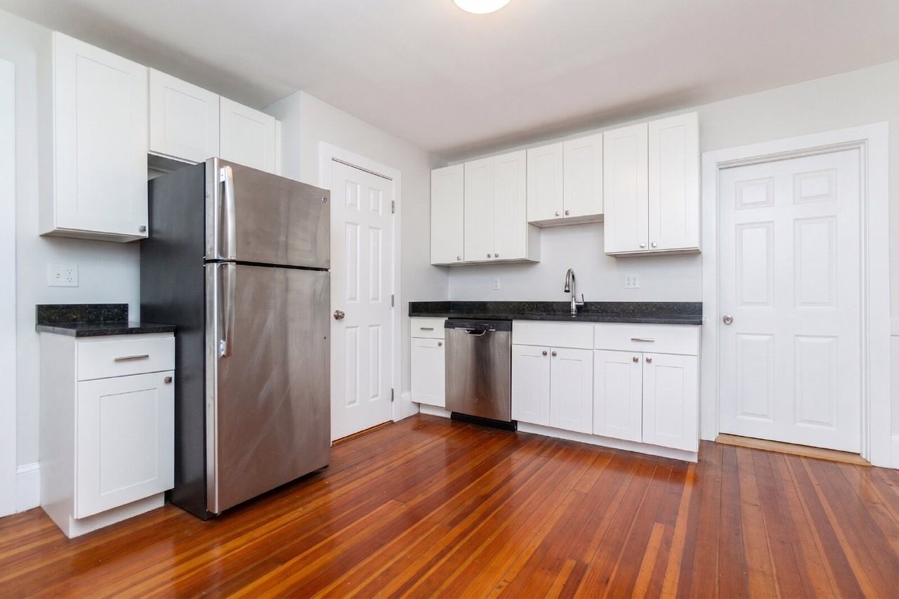 755 Somerville Ave #2 - Photo 4 of 20