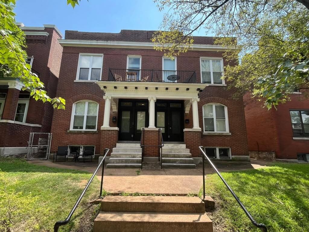 3852 Juniata St - Photo 3 of 18