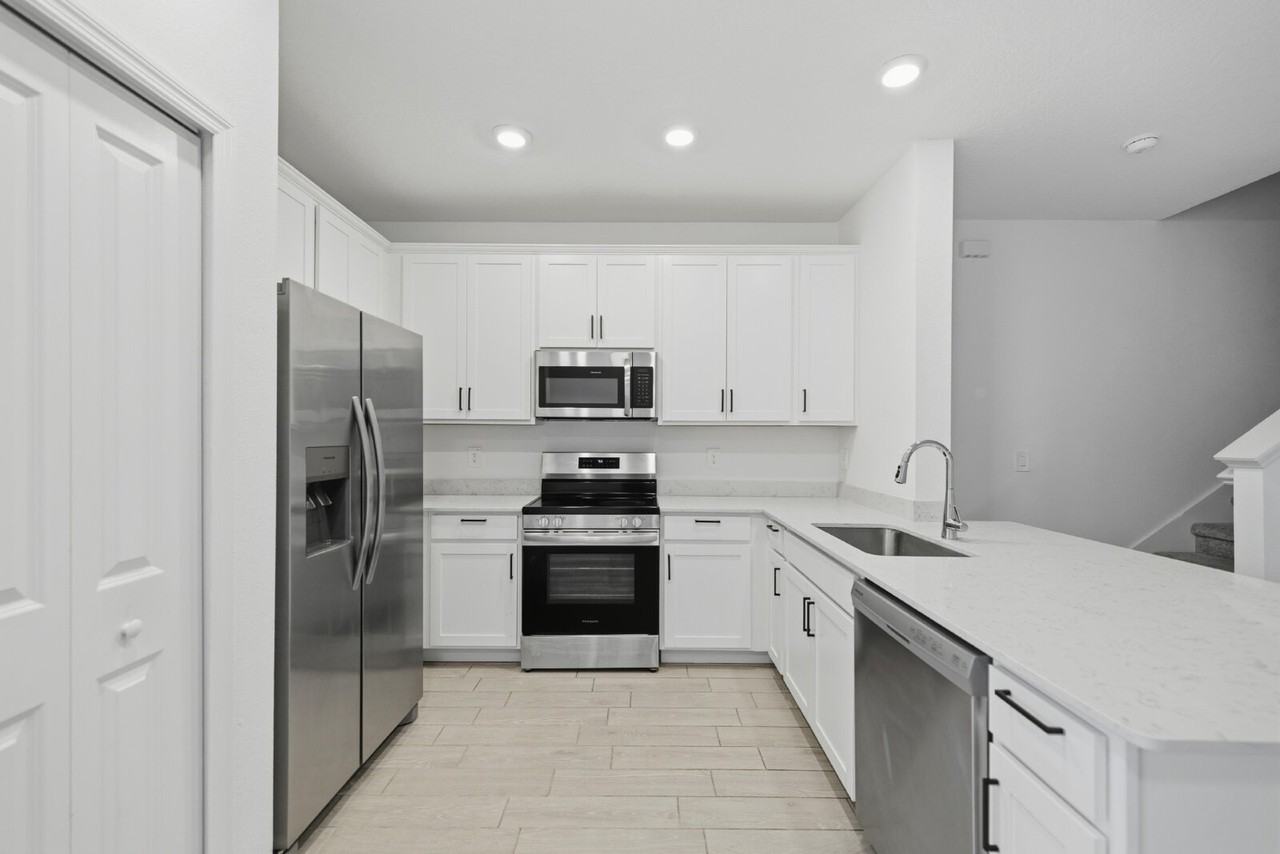 3491 Se 37th Ct - Photo 7 of 24