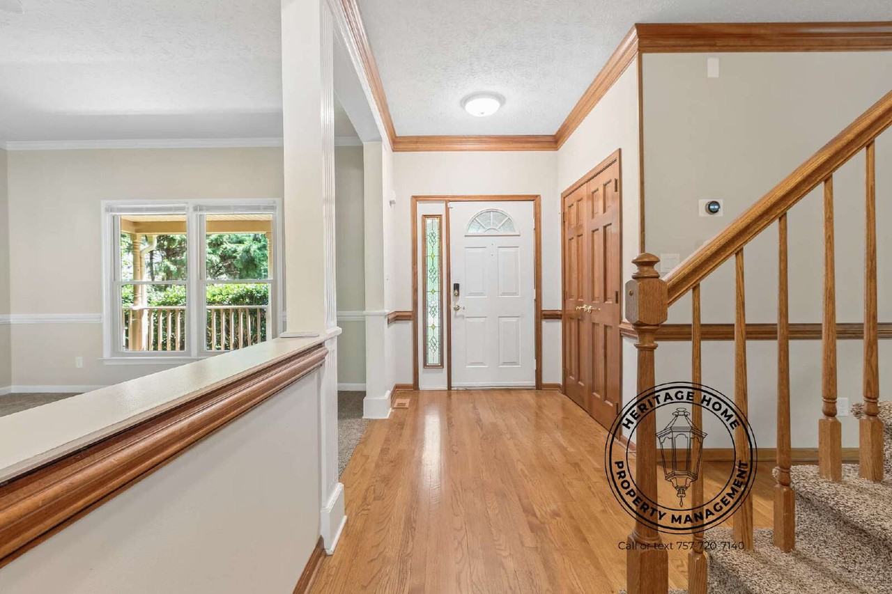 301 Patriot Way - Photo 6 of 46