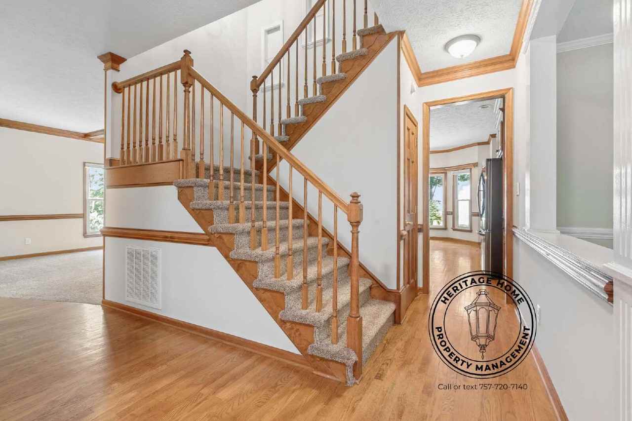301 Patriot Way - Photo 7 of 46