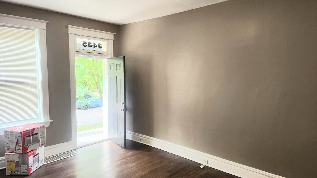 3435 Alberta St - Photo 5 of 16