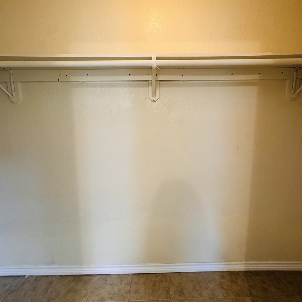 295 Henry St - Photo 7 of 13