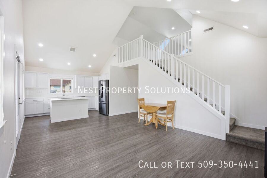 123 9th Ave #8 - Photo 6 of 30