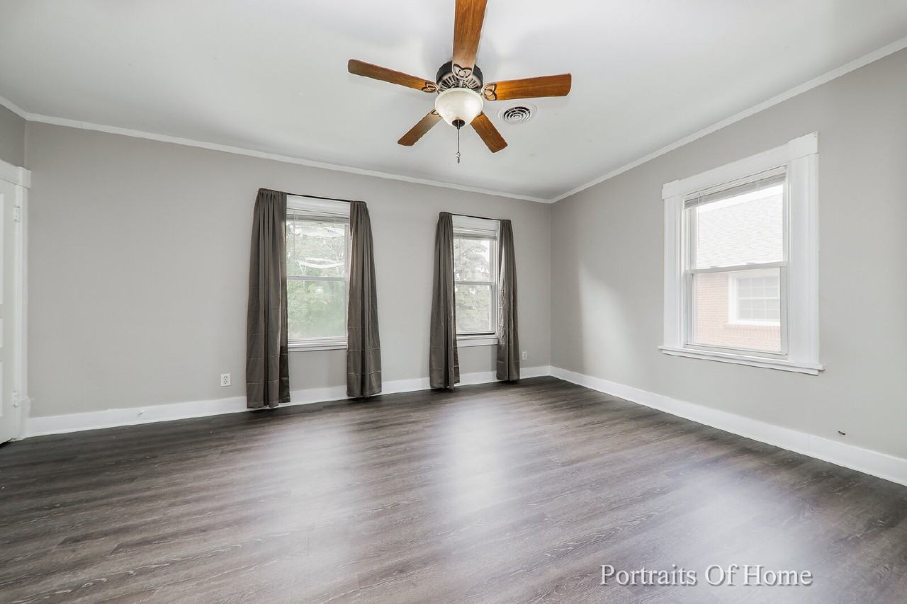 812 S Jefferson St - Photo 7 of 11