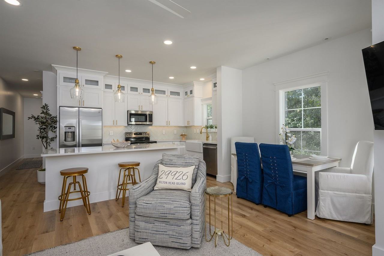 220 Olive Shell Ct - Photo 2 of 17