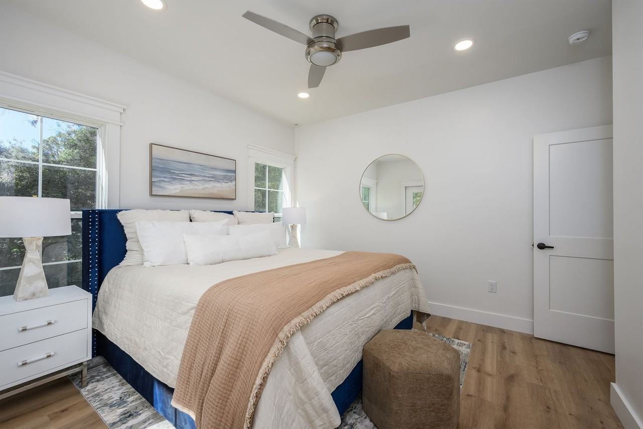 220 Olive Shell Ct - Photo 7 of 17
