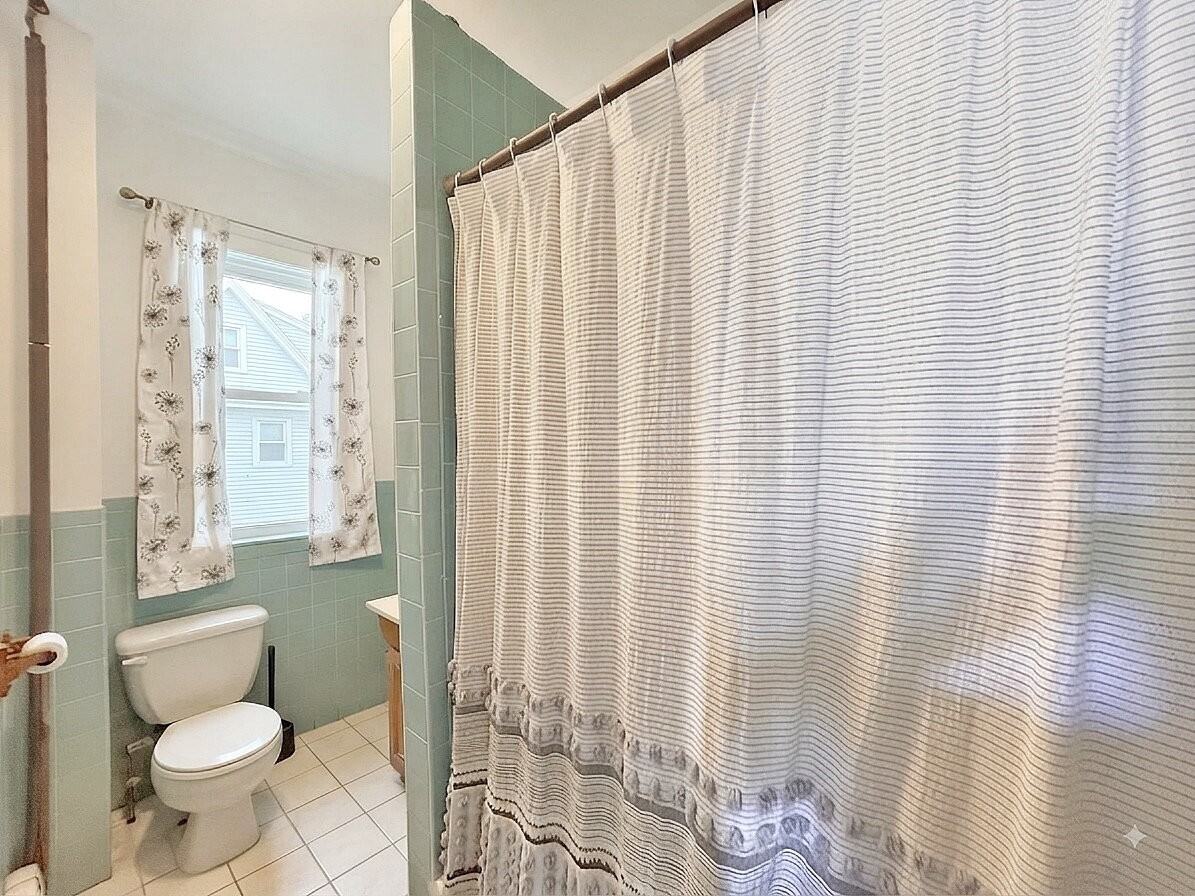 2 Buttonwood St #2 - Photo 6 of 7