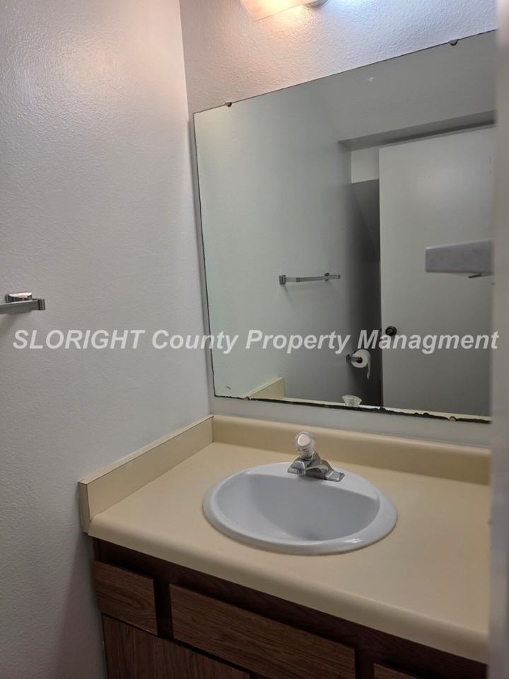 365 N Chorro St - Photo 6 of 12