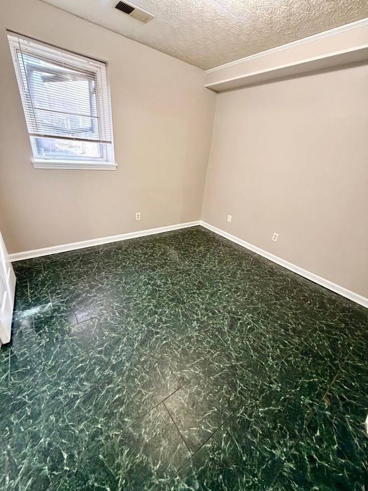 139 Macey Ave #NN - Photo 5 of 13