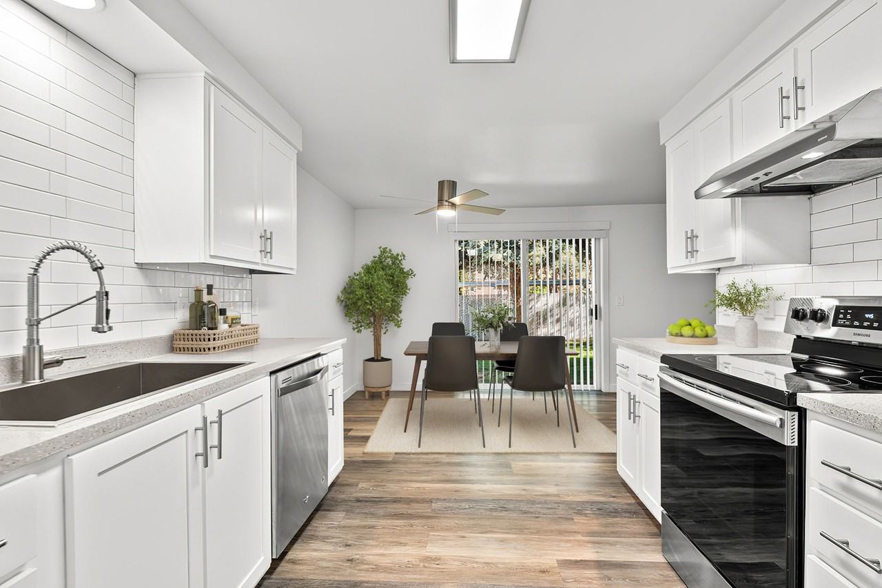 Sienna Pointe - Photo 2 of 19
