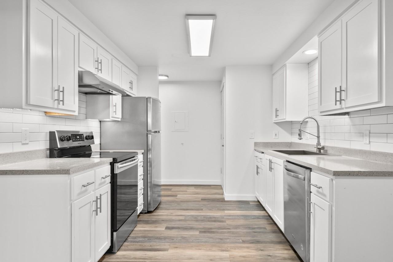 Sienna Pointe - Photo 5 of 19