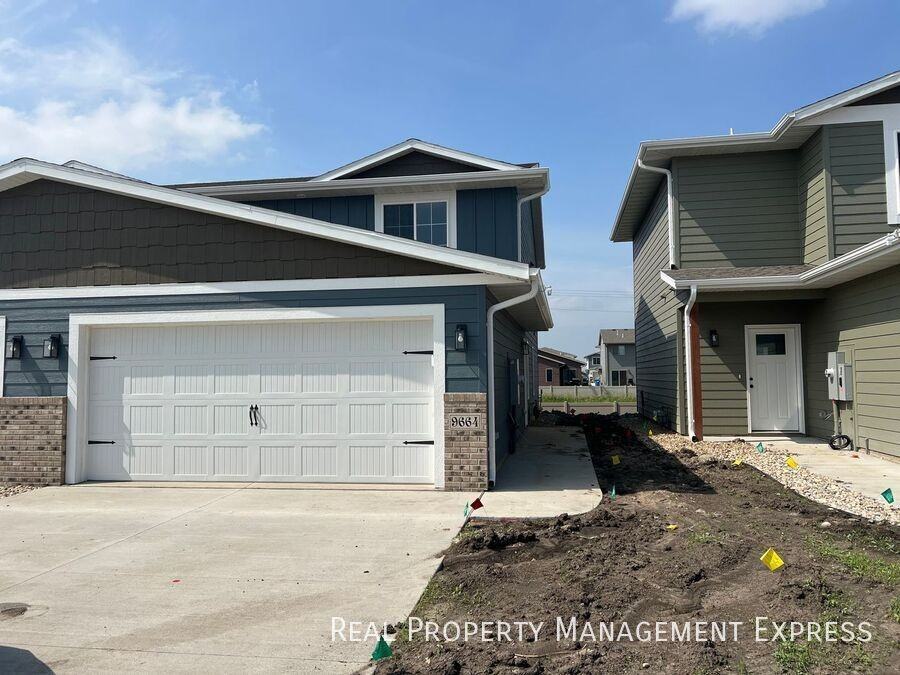 9666 W Tunis Dr - Photo 4 of 27