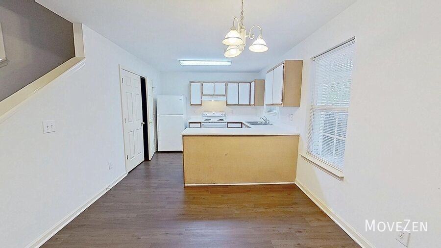 319 Saint Rosea Rd - Photo 5 of 31