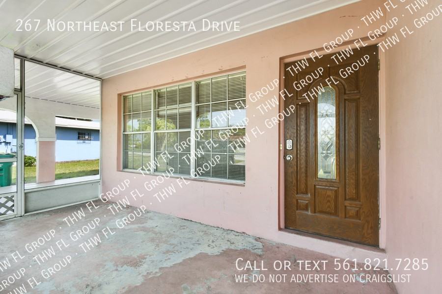 267 Ne Floresta Dr - Photo 3 of 23