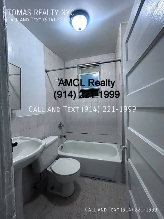 43 Currans Ln, Unit #1, Yonkers, NY 10701 #1 - Photo 5 of 6