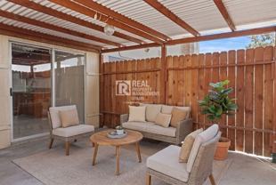 3009 Canyon Crest Dr #D - Photo 1 of 1